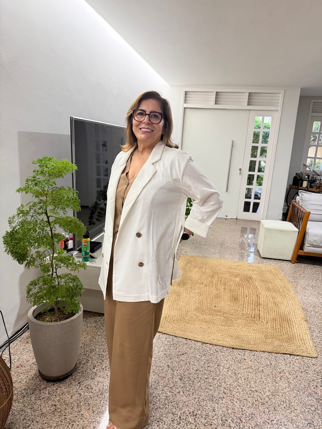Customer photo review of Blazer Sândalo Off White