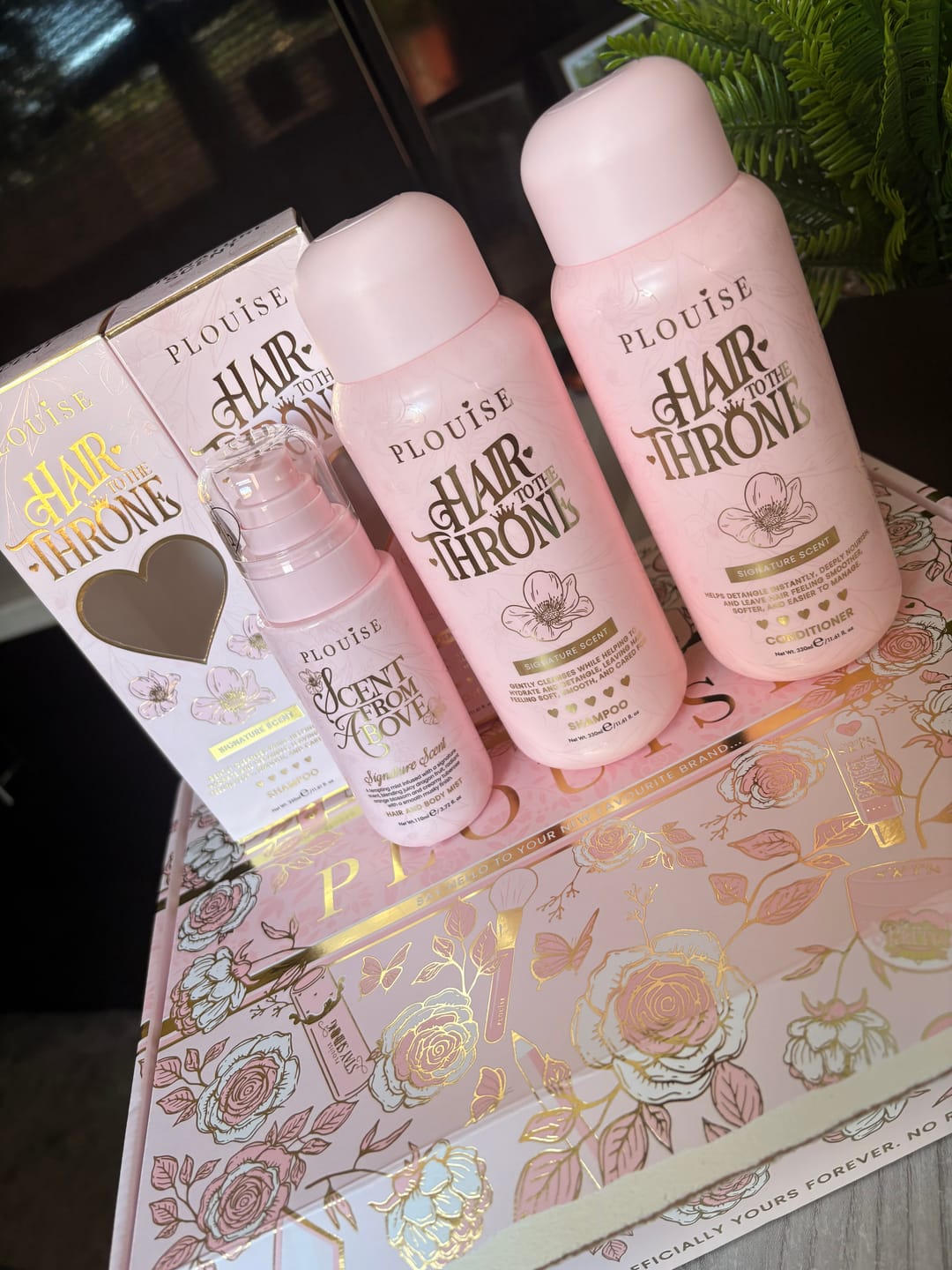 Customer photo review of Signature Scent Shampoo & Conditioner Set