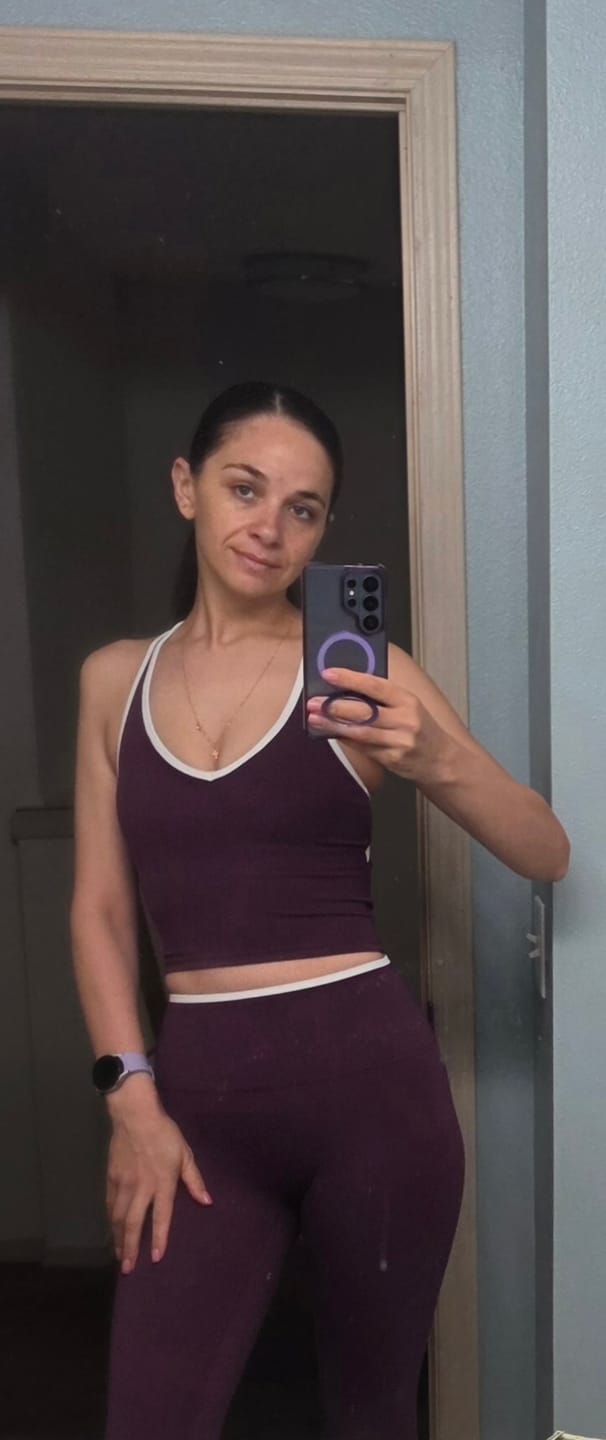 Customer photo review of The Quest Tank Leggings 2-Piece Set