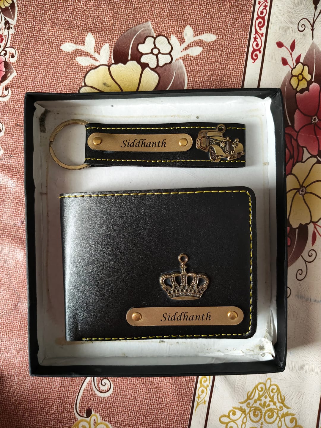 Customer photo review of Combo Of Wallet And Keychain