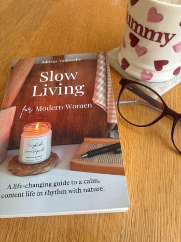 Customer photo review of "Slow Living for Modern Women" - Adriana Tudorache