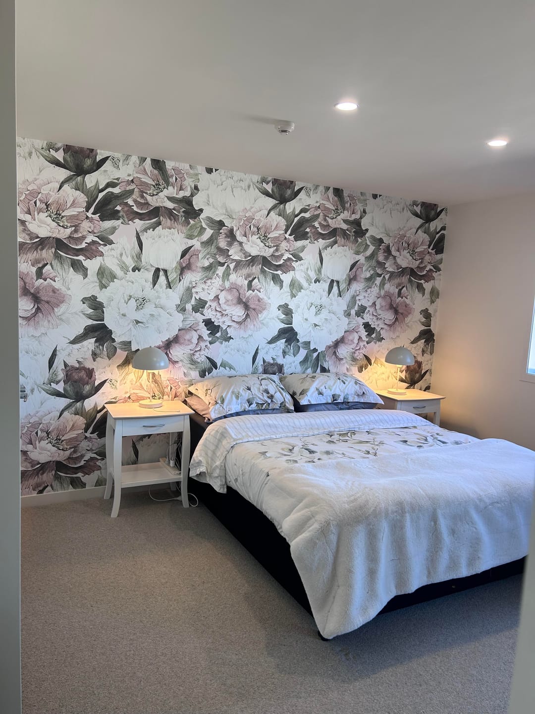 Customer photo review of Oversized Floral Bloom - Custom Sized Wallpaper Mural (per m2)