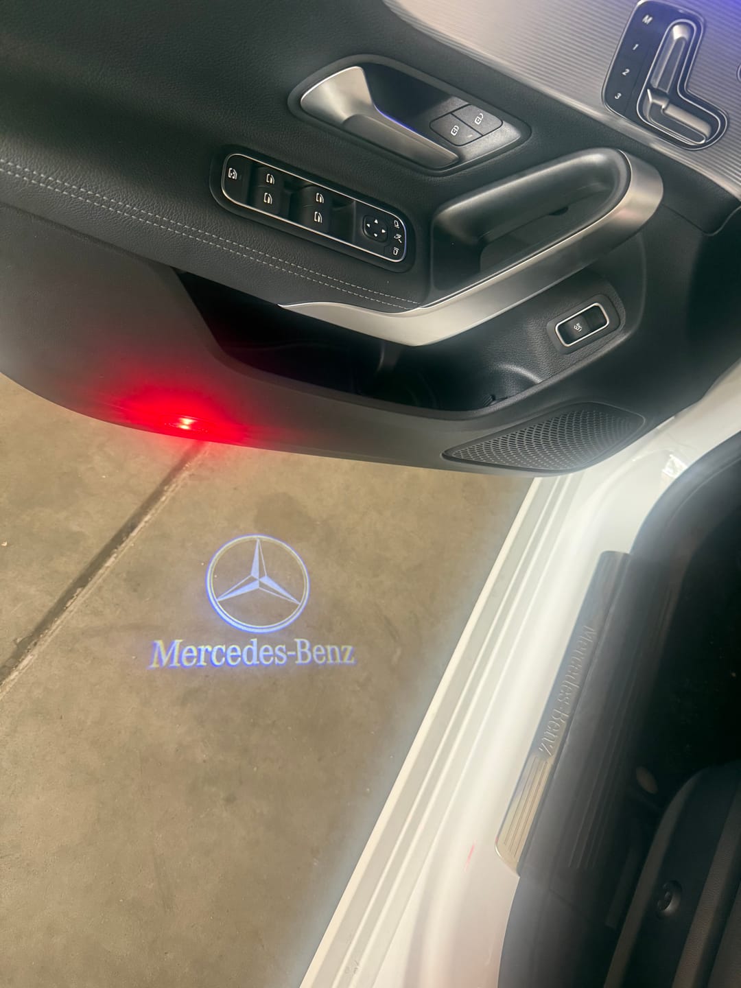 Customer photo review of MERCEDES DOOR LIGHTS