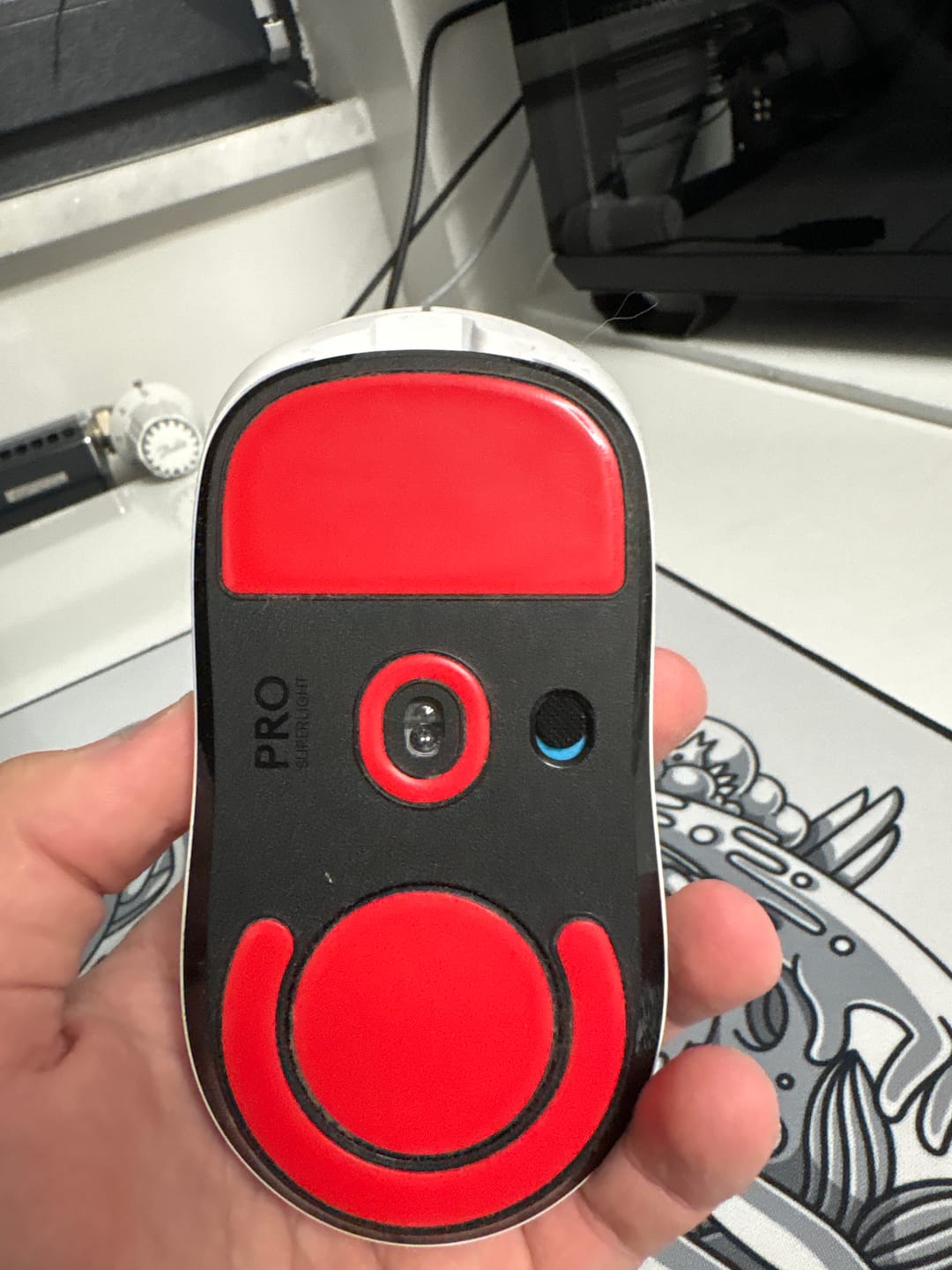 Customer photo review of X-Raypad Obsidian Mouse Skates