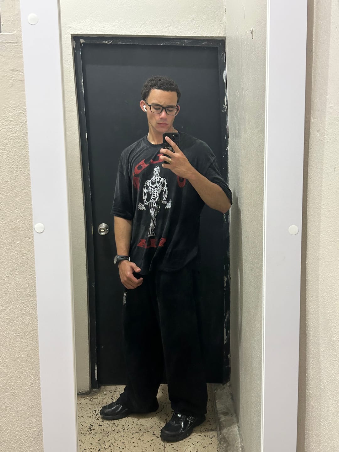 Customer photo review of 2052 - Gold's Iron Legacy Heritage Sweats