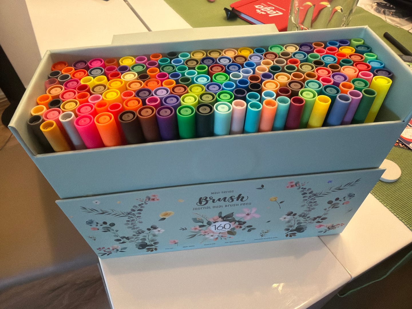 Customer photo review of Ohuhu Maui 160 Colors Dual Tips Water Based Art Markers, Brush & Fineliner