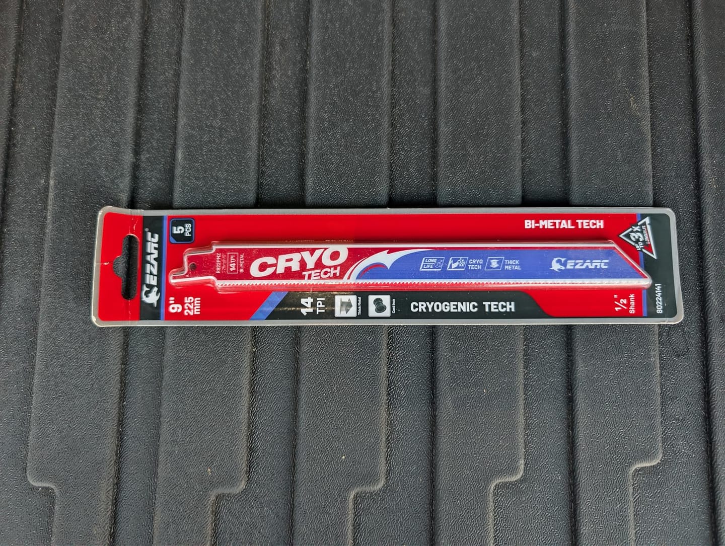 Customer photo review of Metal Cutting - Bi-Metal Cryo Tech Sabre, 6/9in, 14/18 TPI Reciprocating Saw Blade