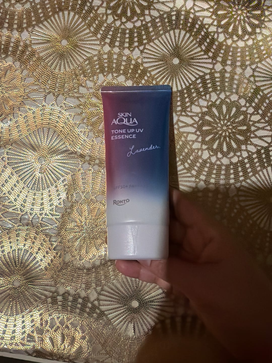 Customer photo review of Skin Aqua Tone Up UV Essence Lavender 70g SPF50+ PA++++