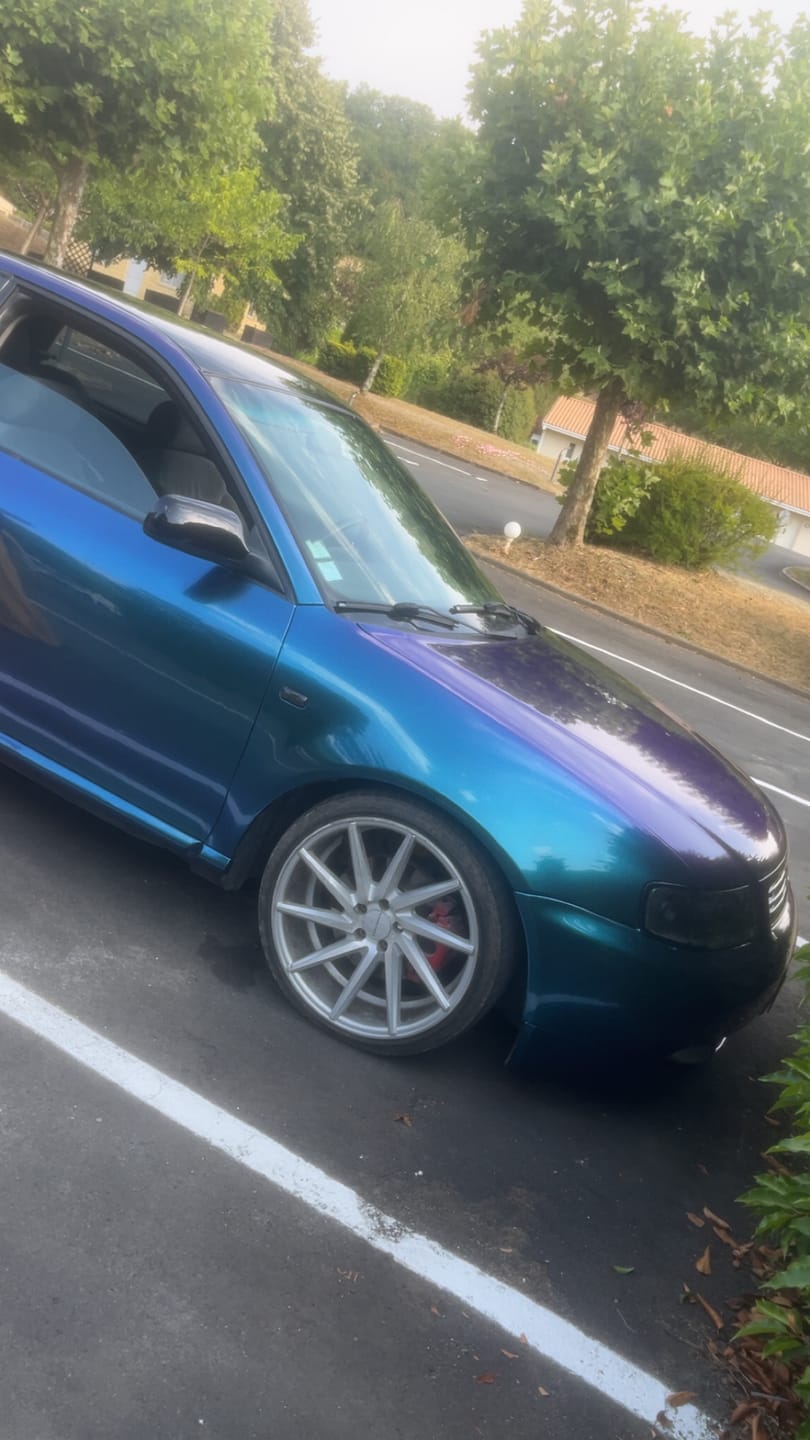 Customer photo review of Gloss Metallic Purple Blue Chameleon Wrap