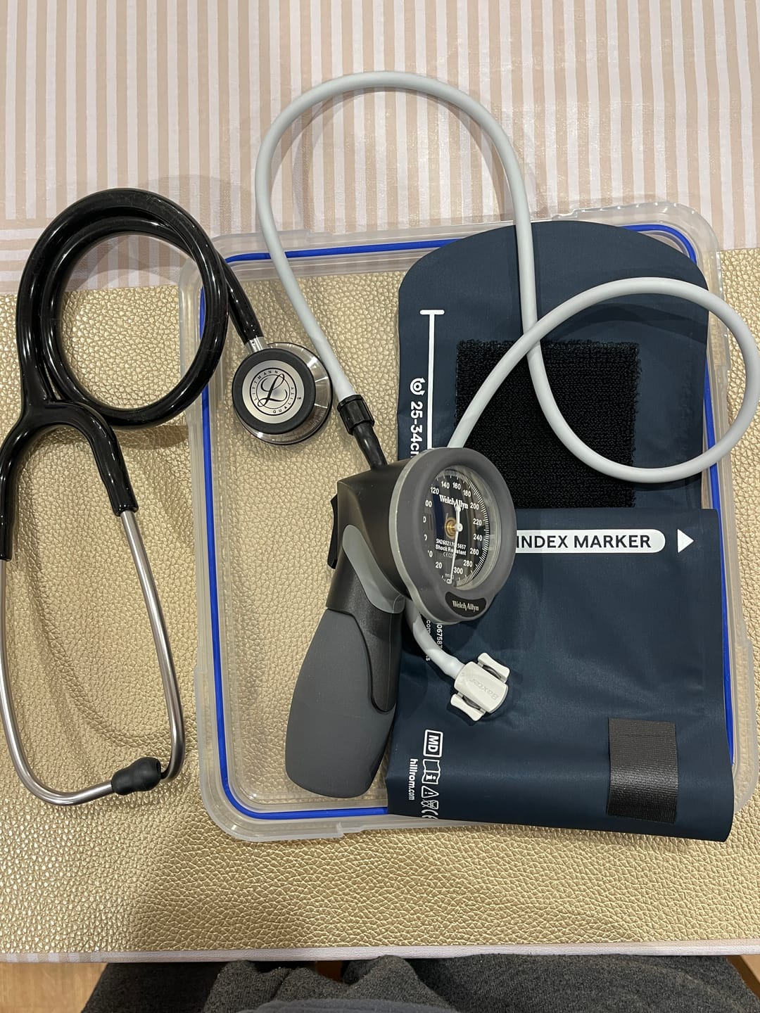 Customer photo review of Welch Allyn DS66 Aneroid Sphygmomanometer with Adult Cuff