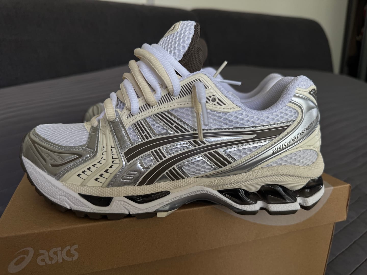 Customer photo review of GEL-KAYANO 14 White Ivory - Double Laces