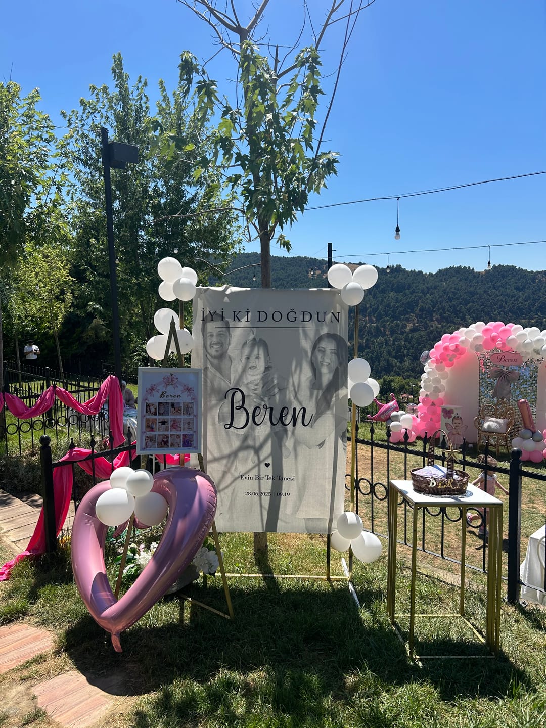 Customer photo review of Kişiye Özel Fotoğraflı Doğum Günü Örtüsü (#129)