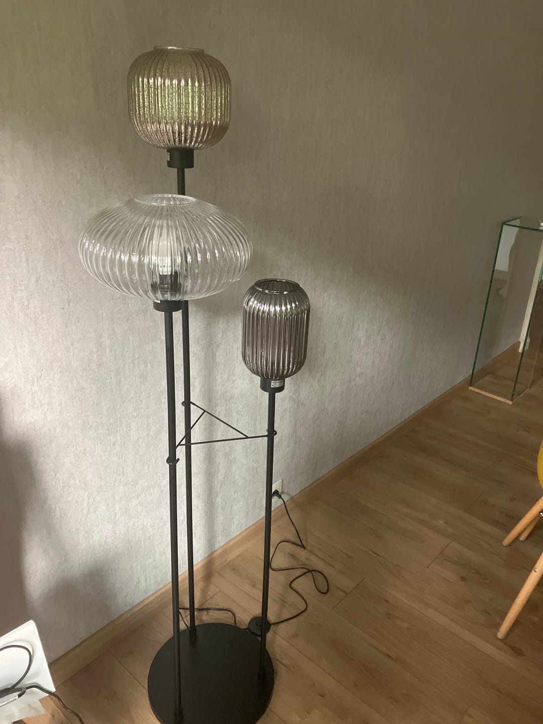 Customer photo review of Lampadaire en verre vintage CRISTALI | 3 luminaires à personnaliser