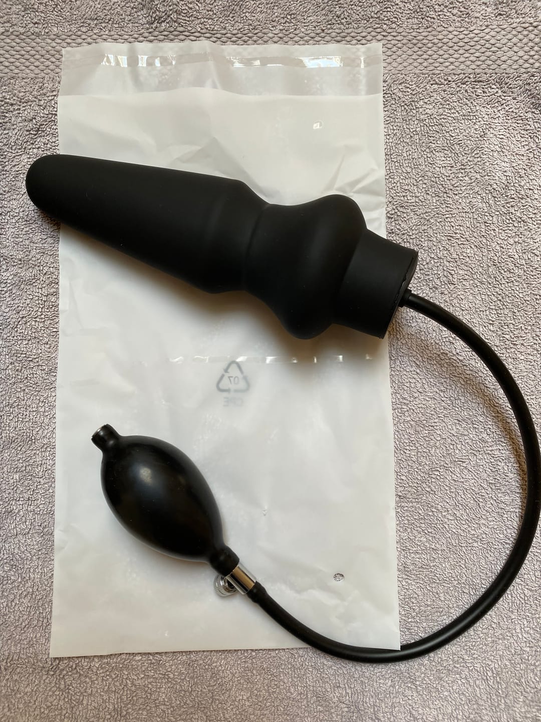 Customer photo review of Ass-Pand Large Inflatable Silicone Anal Plug
