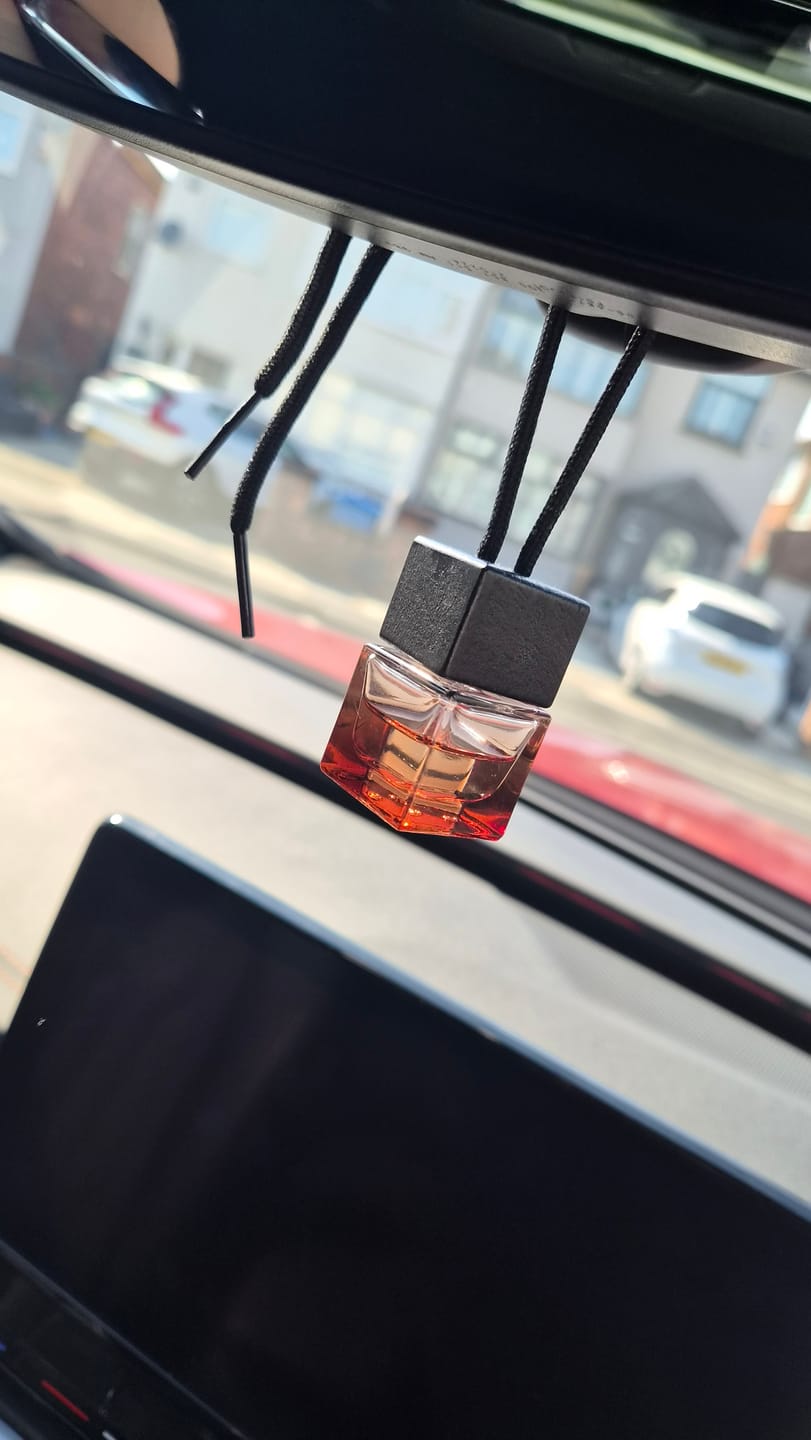 Customer photo review of Bro Bundle - Car Diffusers