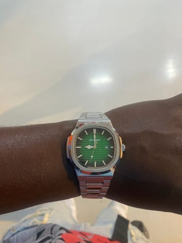 Customer photo review of Poedagar Deluxe Edition® Watch
