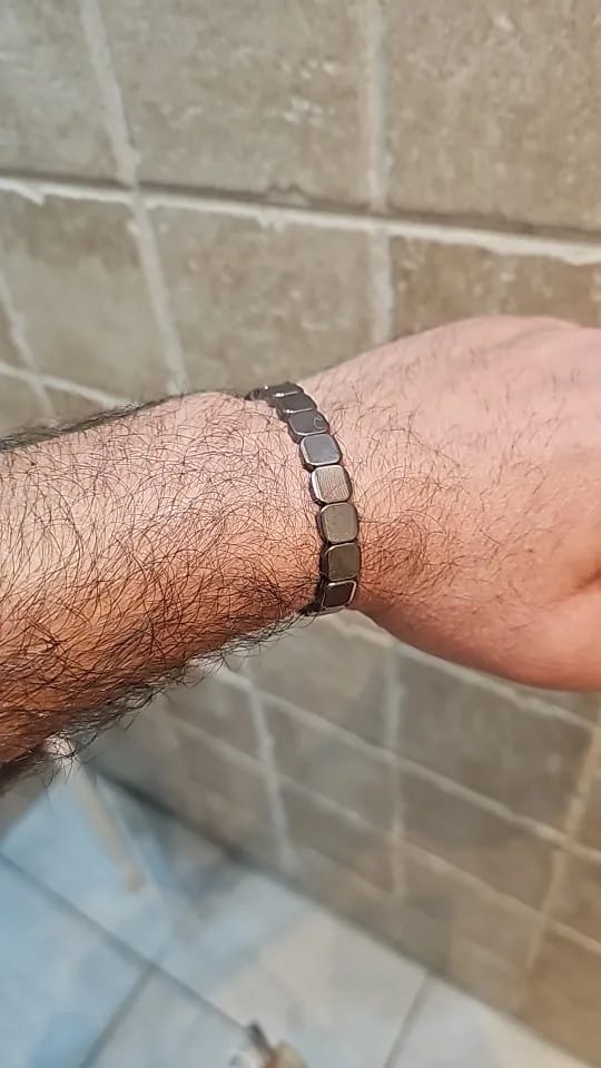 Customer photo review of Ferros® Hematite Bracelet