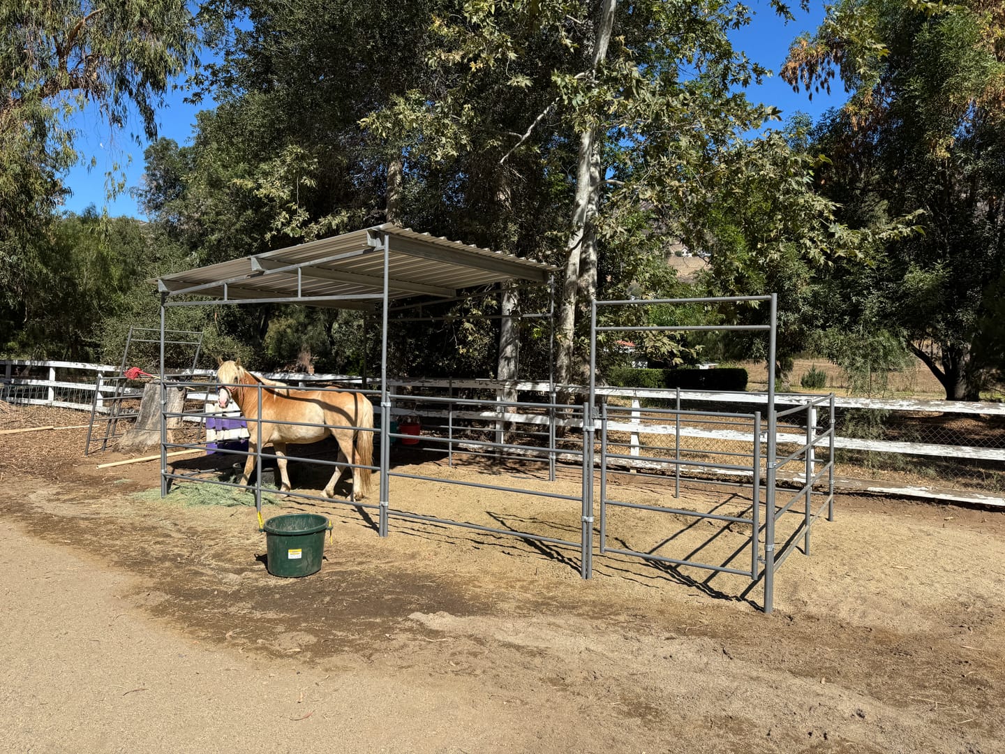 Customer photo review of Panel Gate Combo 12ft 4-Rail