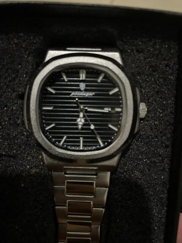Customer photo review of Poedagar Deluxe Edition® Watch