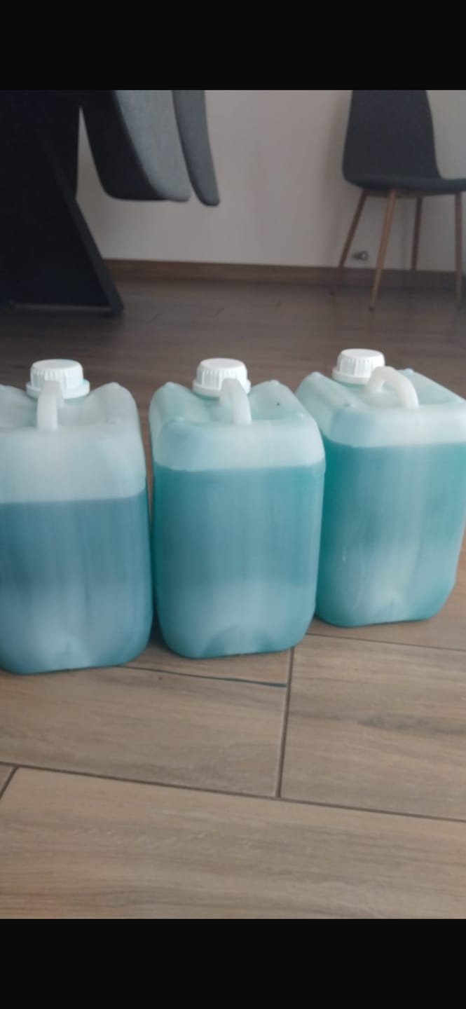 Customer photo review of Pachetul cu 3x Detergent Marea Prospetime