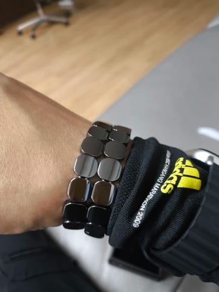 Customer photo review of Ferros® Hematite Bracelet