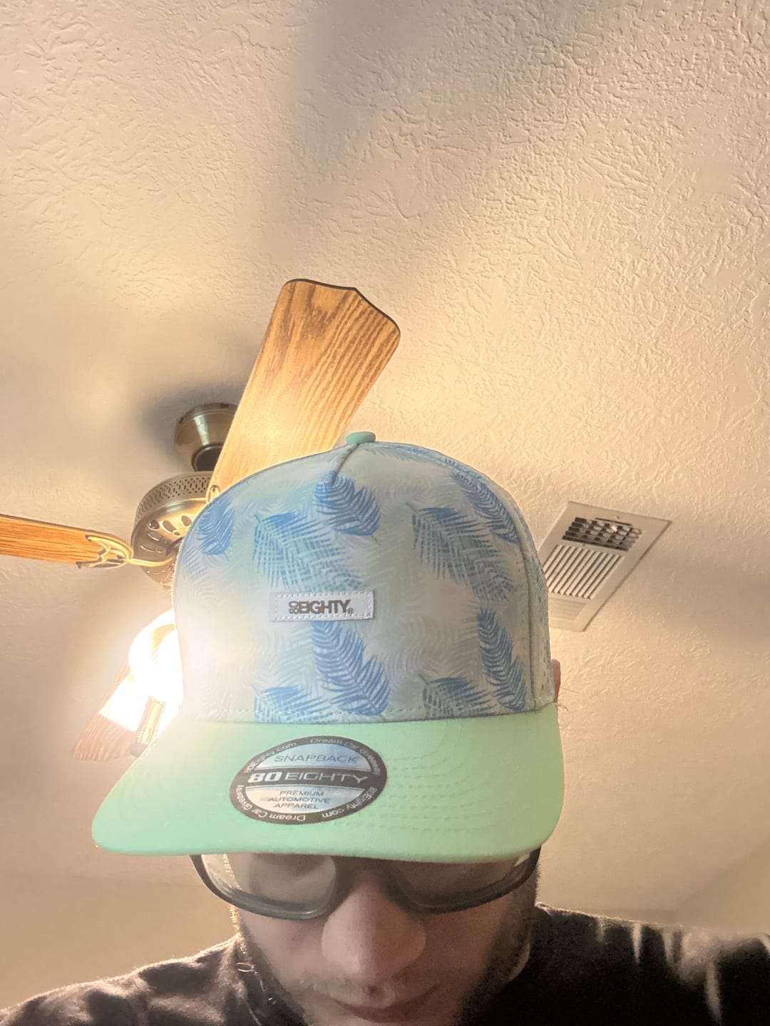 Customer photo review of 80Eighty® Lagoon Hat