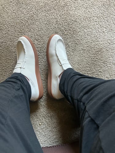 Customer photo review of Manis - Barefoot Loafers