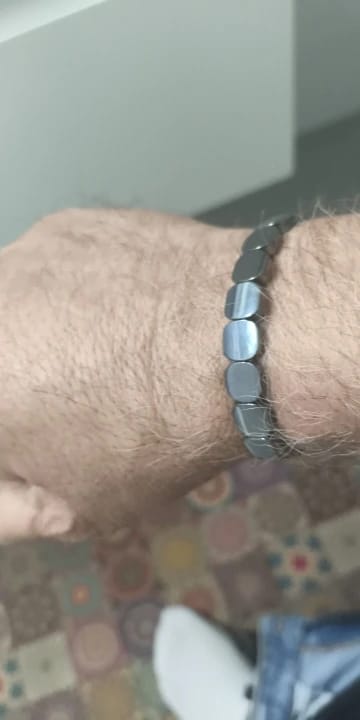 Customer photo review of Ferros® Hematite Bracelet