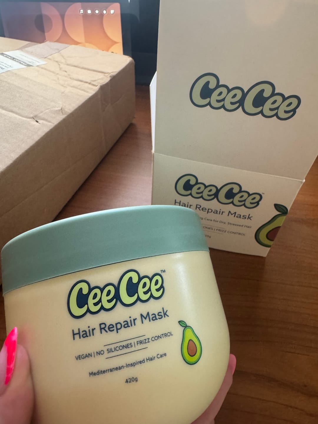 Customer photo review of Cee Cee Hair Repair Mask