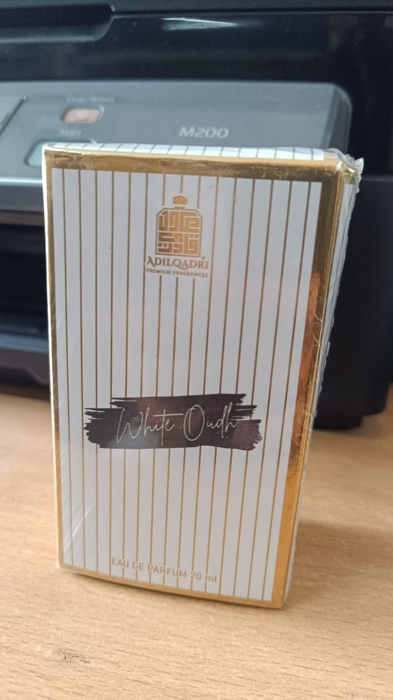 Customer photo review of White Oudh Perfume Spray 20ml