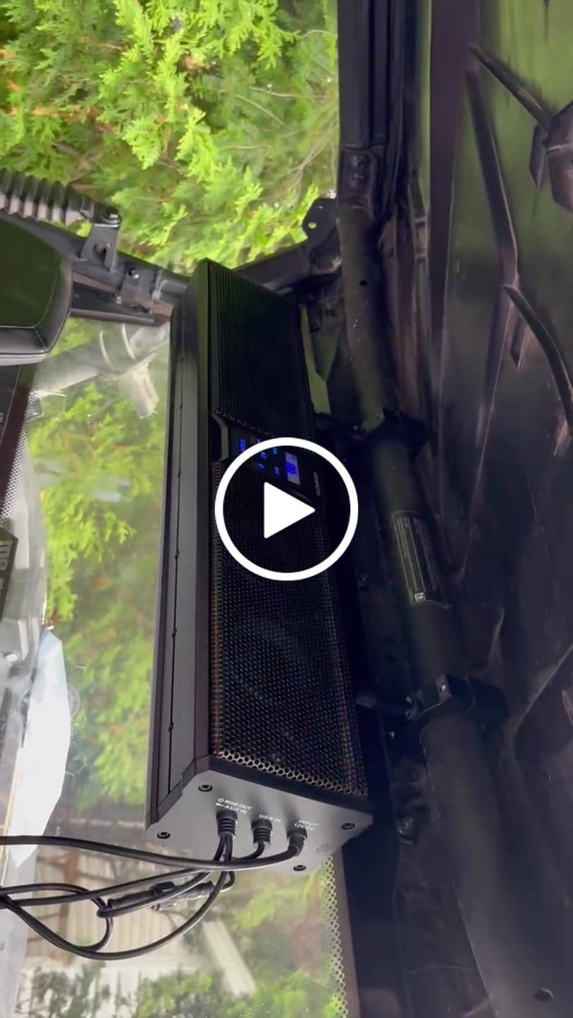 Customer video review of UTV Sound Bar RGB 25'' Bluetooth Multicolor Lights 500W Amplifier 1.25''-2'' Roll Bar