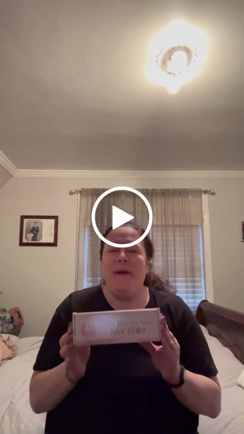 Customer video review of Himalayan Salt Foot Roller 8"