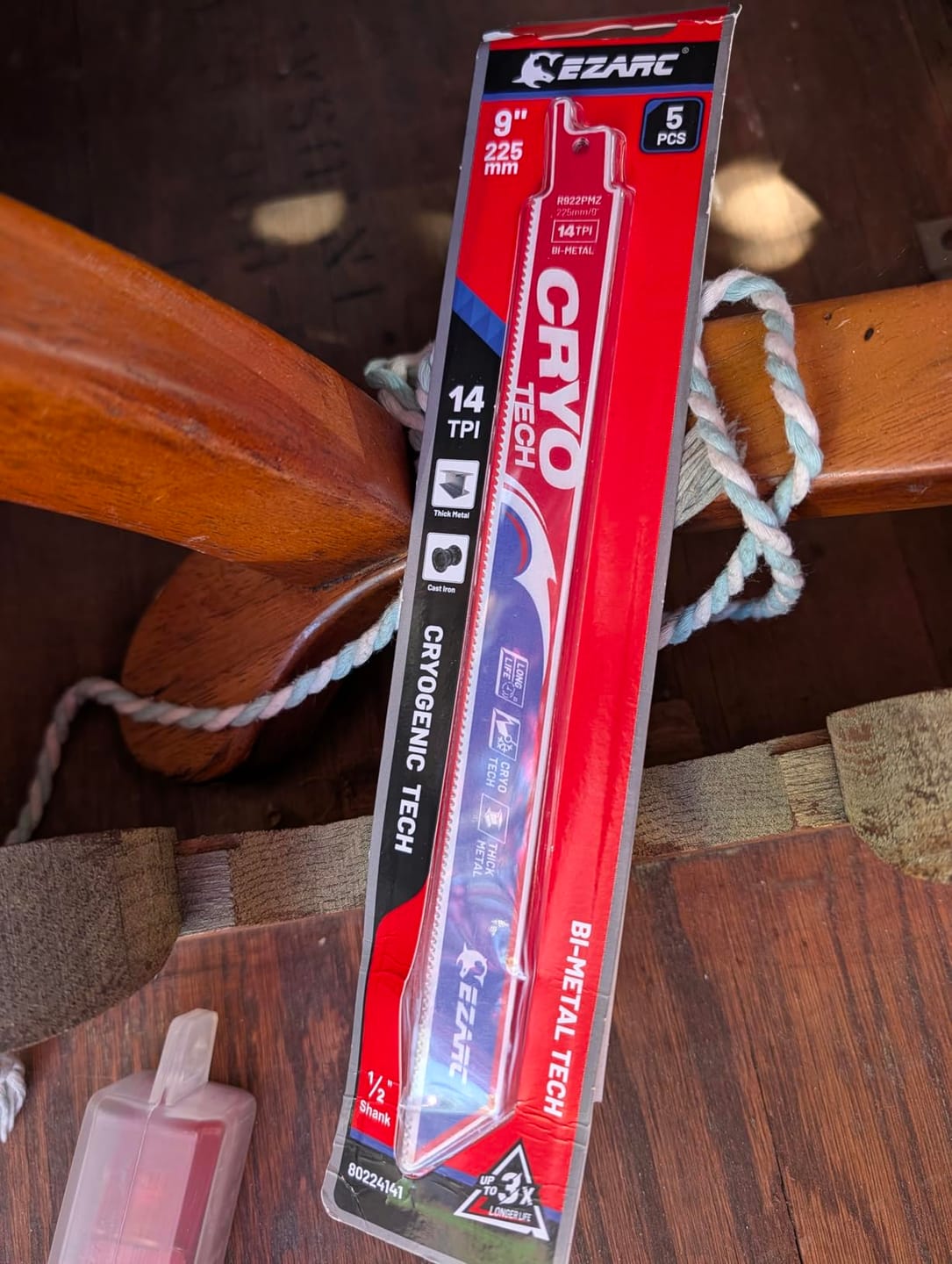 Customer photo review of Metal Cutting - Bi-Metal Cryo Tech Sabre, 6/9in, 14/18 TPI Reciprocating Saw Blade
