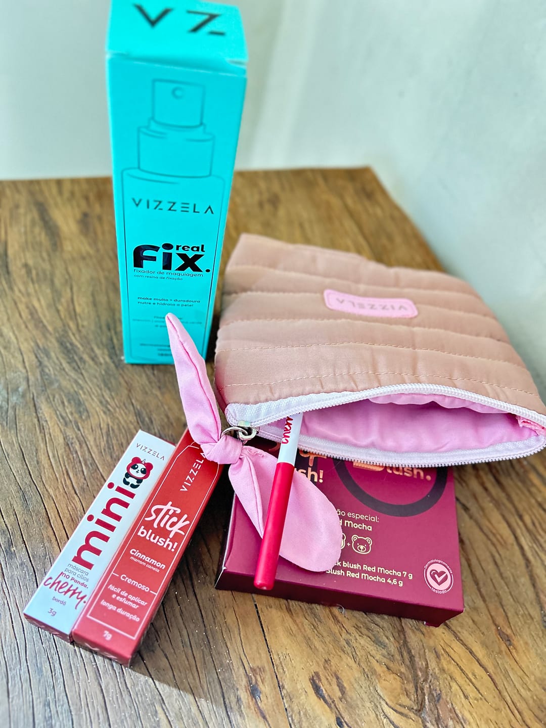 Customer photo review of Kit Blushes Red Mocha Vizzela + La's