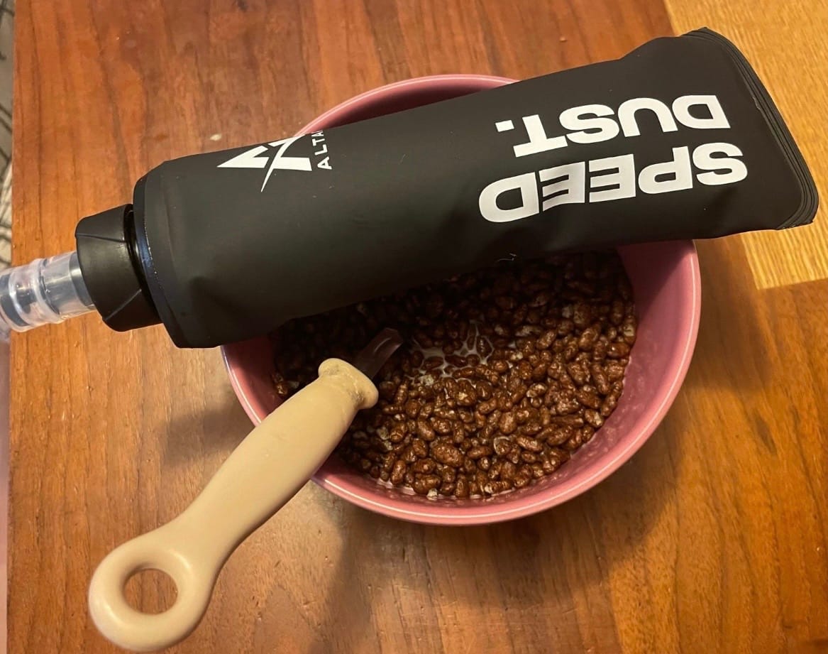 Customer photo review of Speed Dust + Bottle Bundle