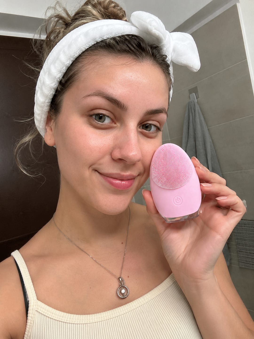 Customer photo review of Luxora™ SonicGlow - elektromos arctisztító