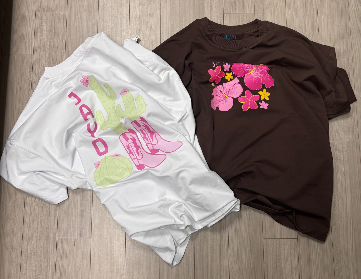 Customer photo review of JAYD T-shirt - Cowgirl