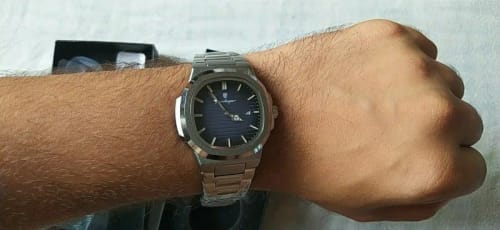 Customer photo review of Poedagar Deluxe Edition® Watch