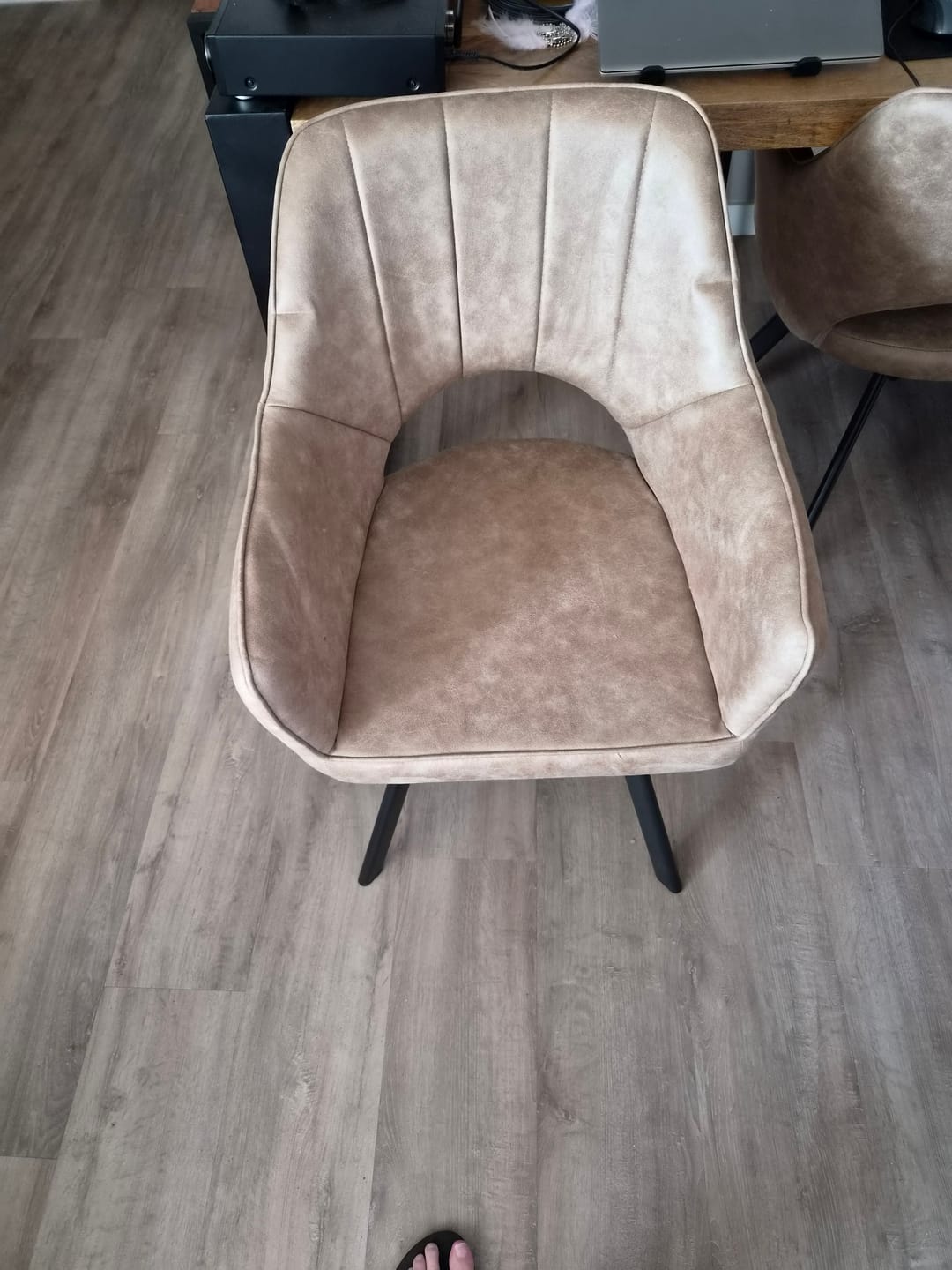 Customer photo review of Tenno draaibare stoel - Taupe