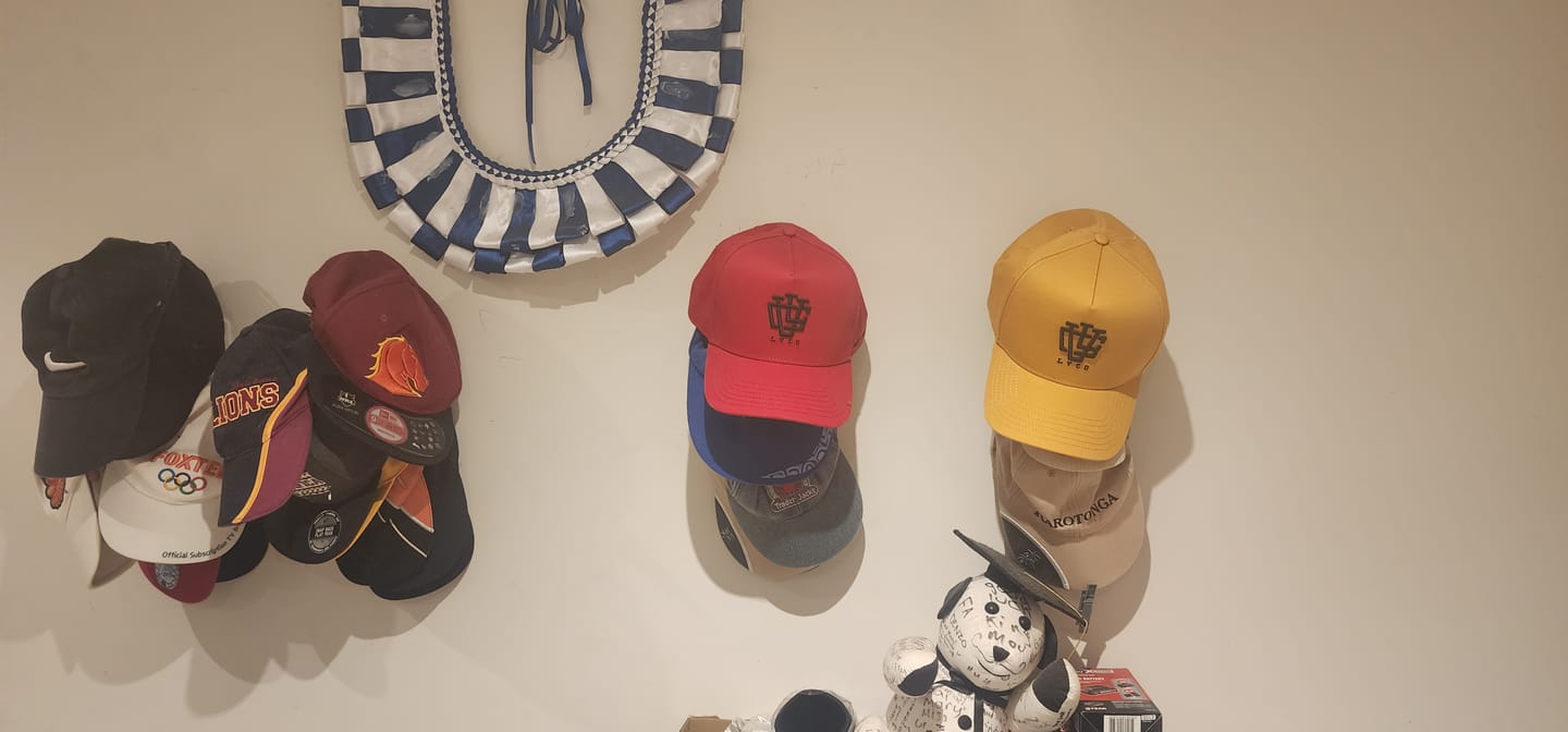 Customer photo review of DEEP FIT LVCO "Vegas Gold" A-Frame Snapback