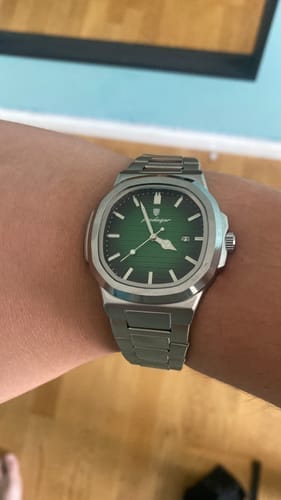 Customer photo review of Poedagar Deluxe Edition® Watch