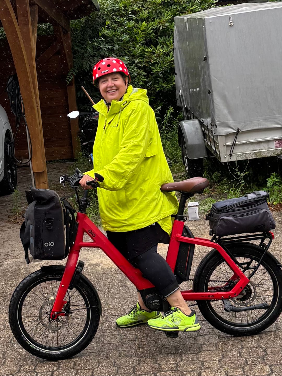 Customer photo review of Melon Bicycle Helmet Urban Active »Dotty White«