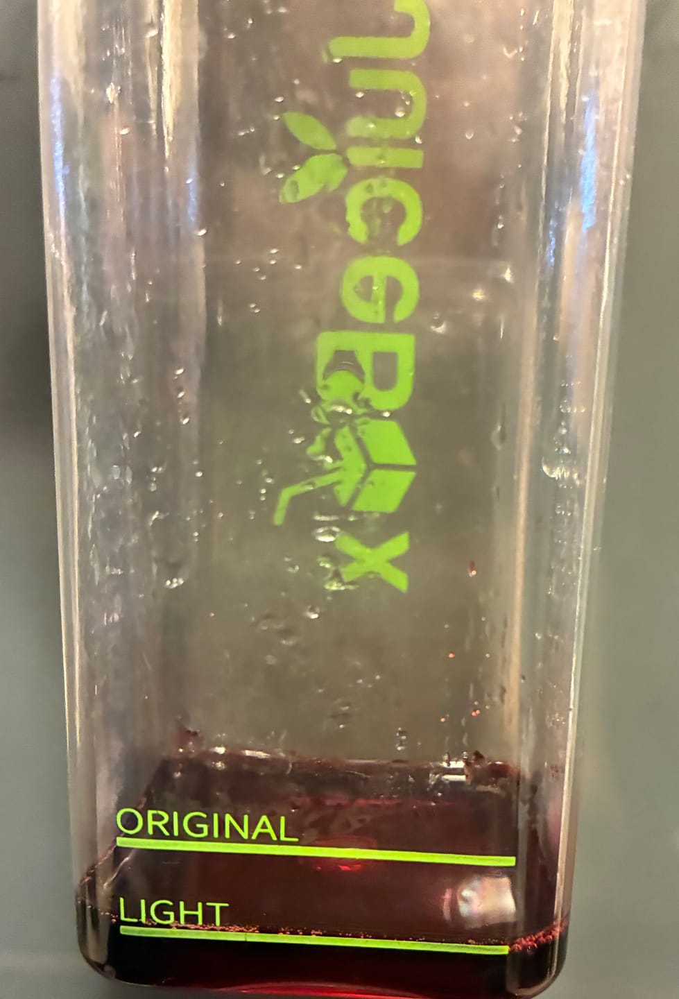 Customer photo review of JuiceBox™ Trinkflasche