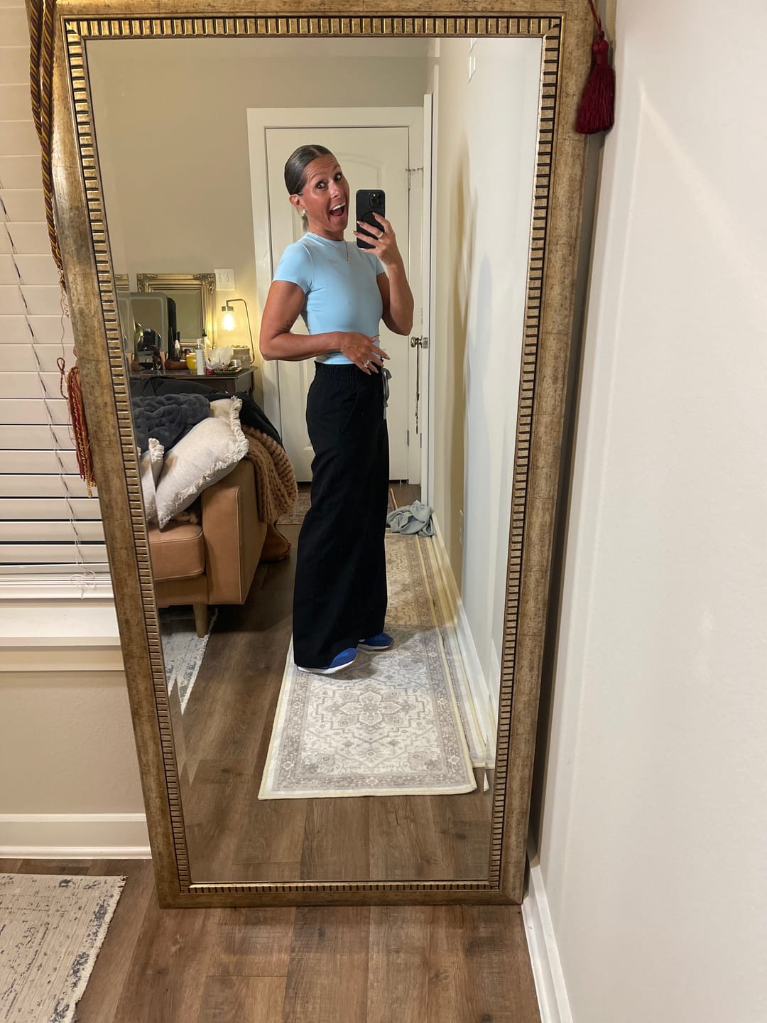Customer photo review of Studio Top