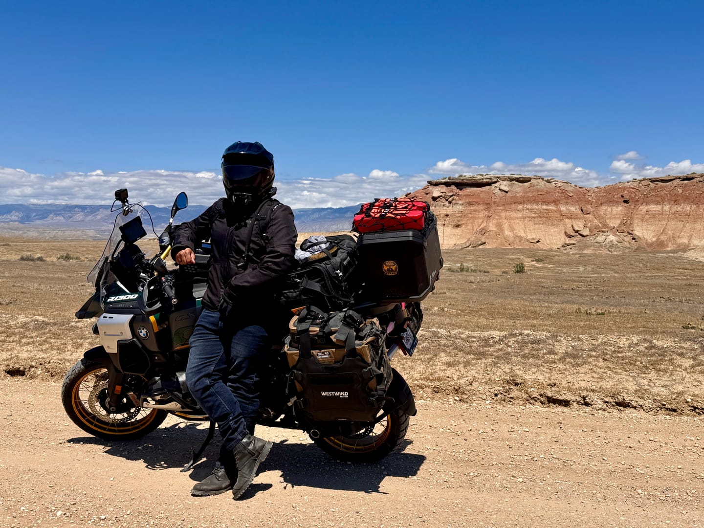 Customer photo review of Heavy Cavalry Panniers Set for BMW R 1300 GS ADV