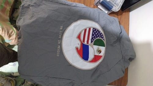 Customer photo review of YE LIVE IN MEXICO WINDBREAKER