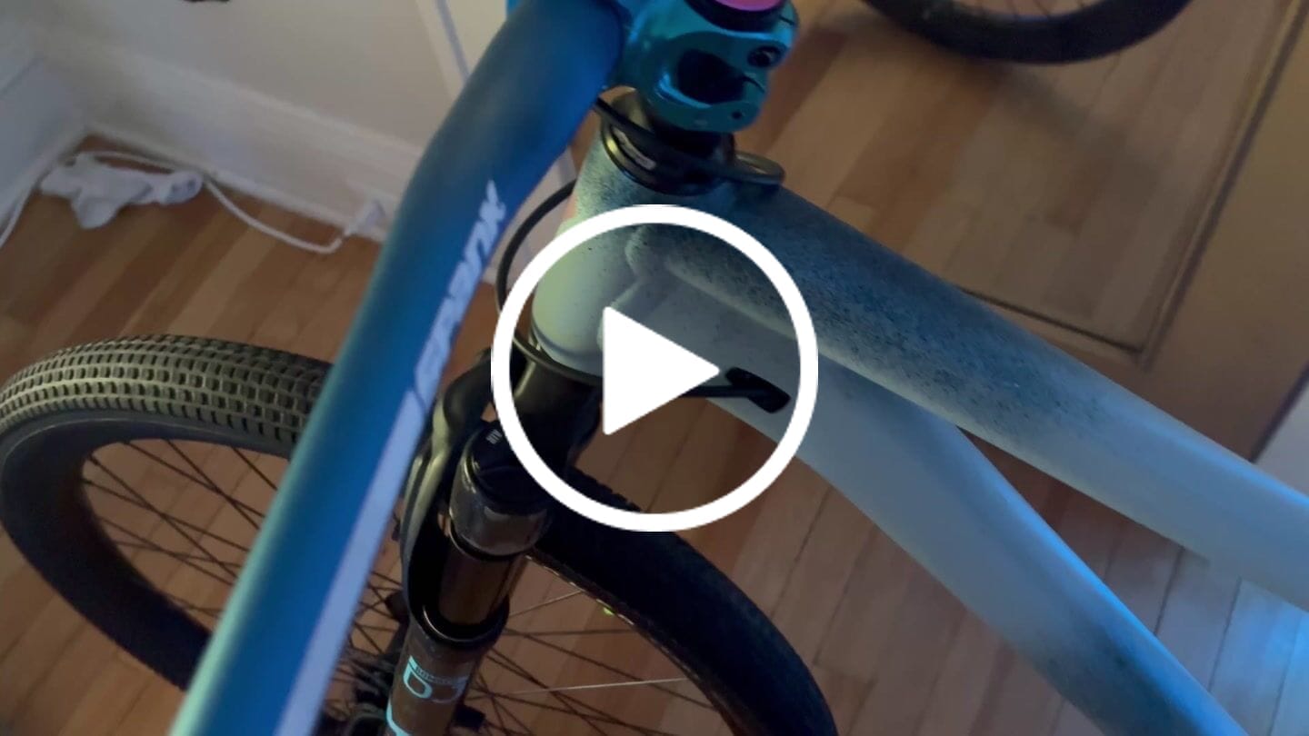 Customer video review of Metallic Topcap