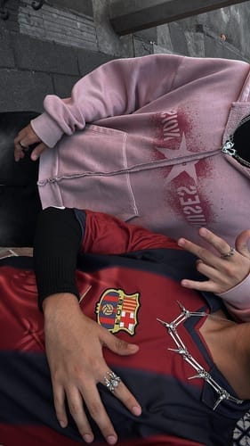 Customer photo review of Retro Jersey FC x Travis Scott