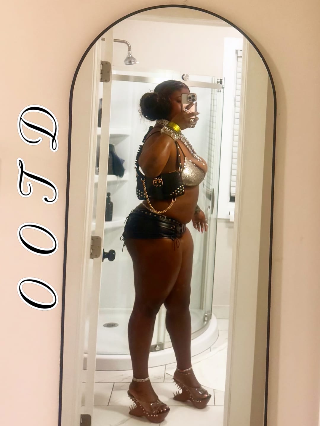 Customer photo review of Vice Short (Black)
