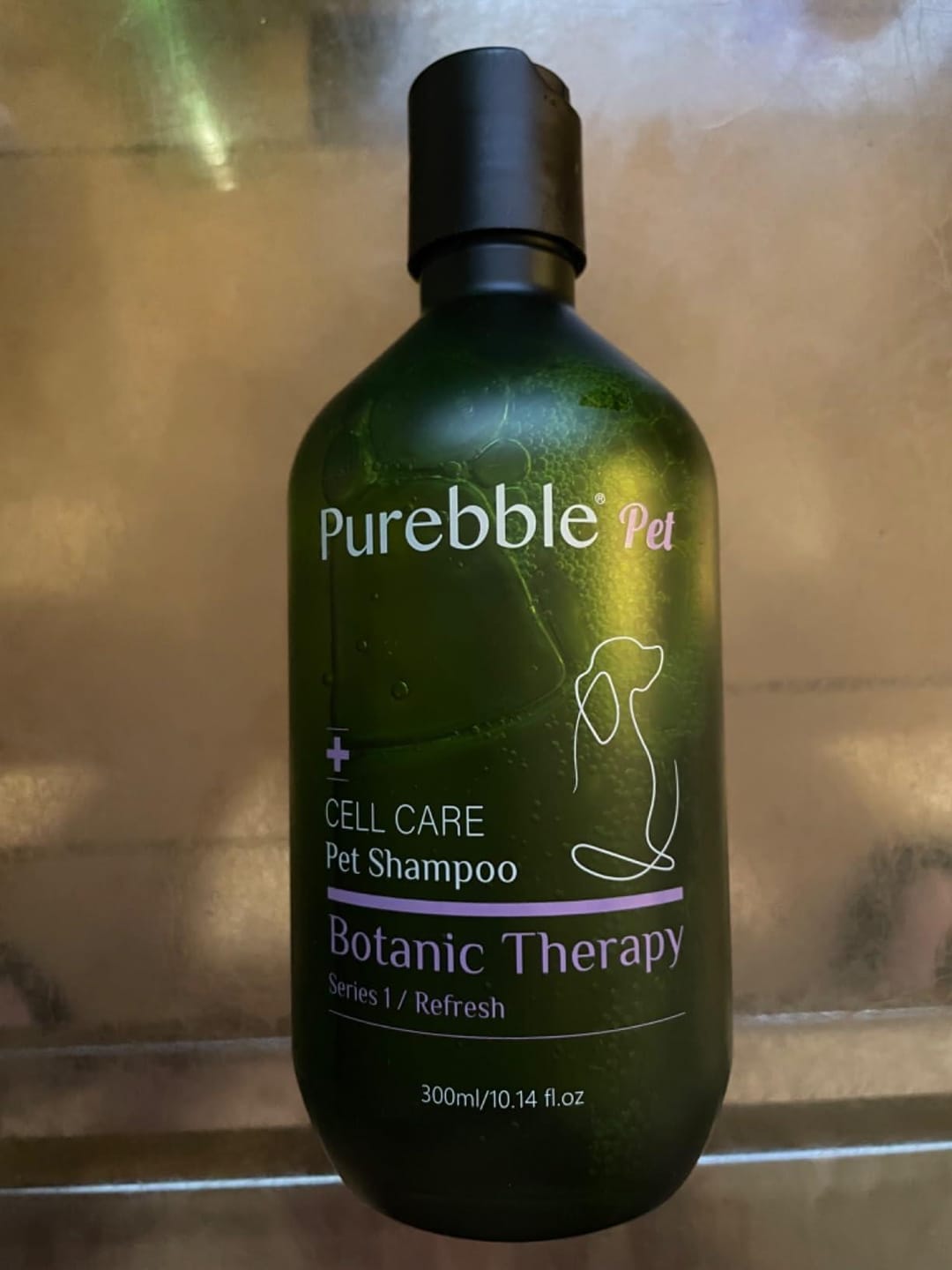 Customer photo review of Refresh Pet Botanic Therapy Shampoo